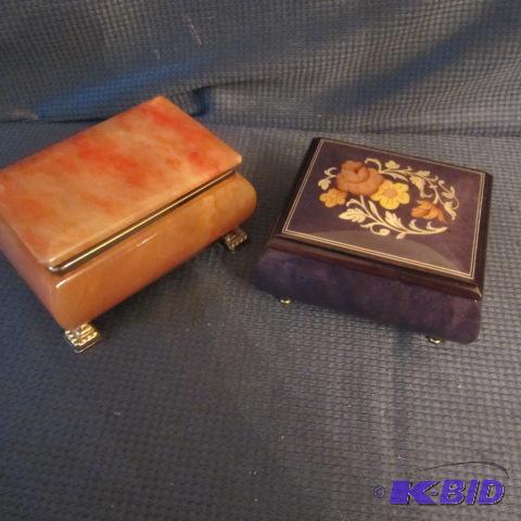 lot 278 image: Inlaid & Onyx Dresser Boxes