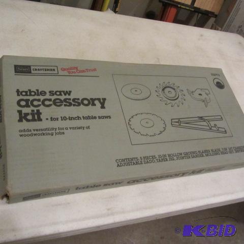 lot 303 image: Table Saw Accessory Kit