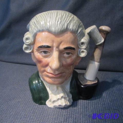 lot 353 image: Royal Doulton Toby Mug