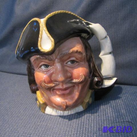 lot 358 image: Royal Doulton Toby Mug