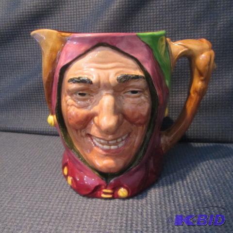 lot 363 image: Royal Doulton Toby Mug
