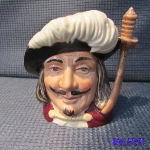 lot 374 image: Mini Toby Character Mug