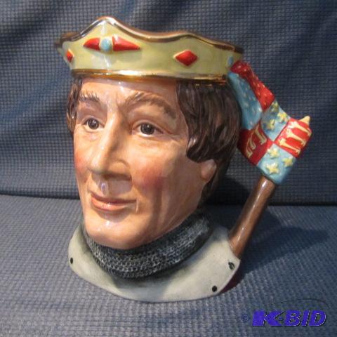 lot 387 image: Royal Doulton Toby Mug
