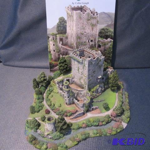 lot 393 image: Blarney Castle Sculpture