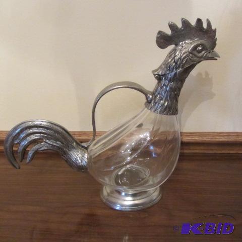 lot 40 image: Rooster Shaped Pitcher