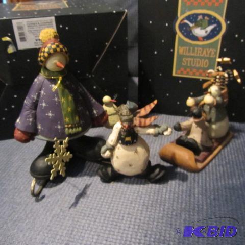 lot 446 image: Williraye Studio Figures