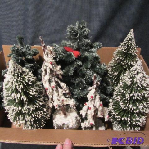 lot 450 image: Decorative Trees