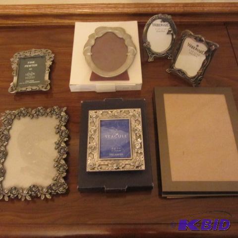 lot 47 image: Pewter Photo Frames