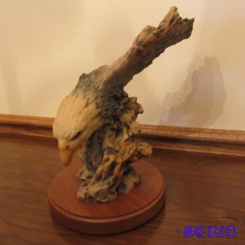 lot 49 image: Resin Eagle