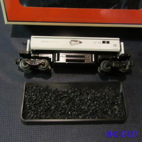 lot 508 image: Lionel Coal Dump Car