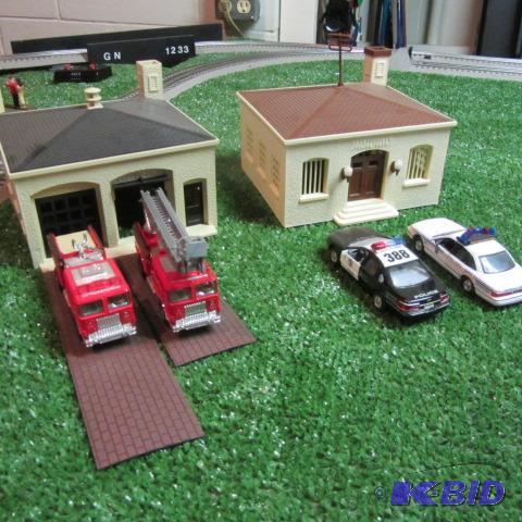 lot 516 image: Police Dept & Fire Station