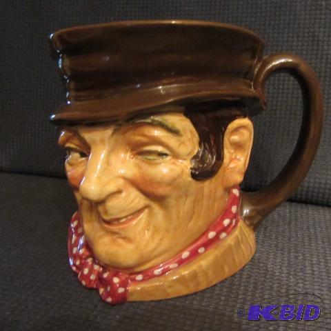 lot 55 image: Royal Doulton Toby Mug
