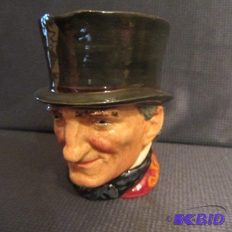 lot 57 image: Royal Doulton Toby Mug