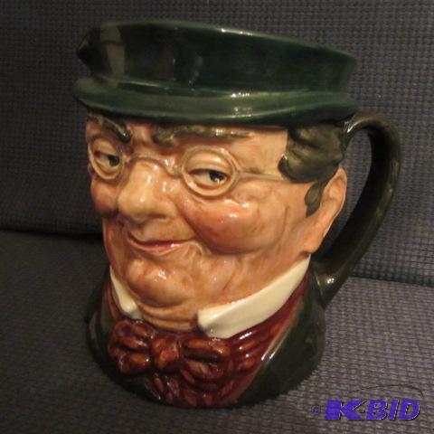 lot 63 image: Royal Doulton Toby Mug