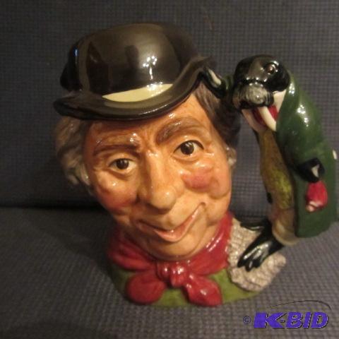 lot 64 image: Royal Doulton Toby Mug