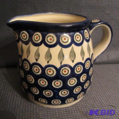 lot 78 image: Boleslawiec Pitcher