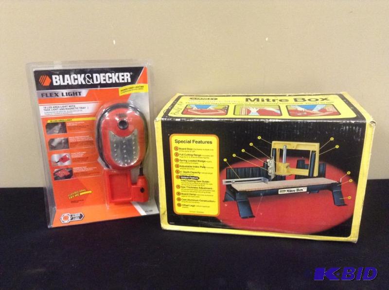 lot 36 image: Black & Decker Flex Light & Mitre Box Saw