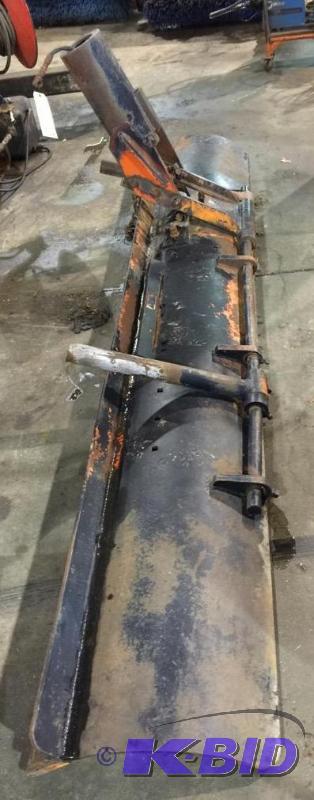 lot 107 image: 10 Plow Blade - New Cutting Edge