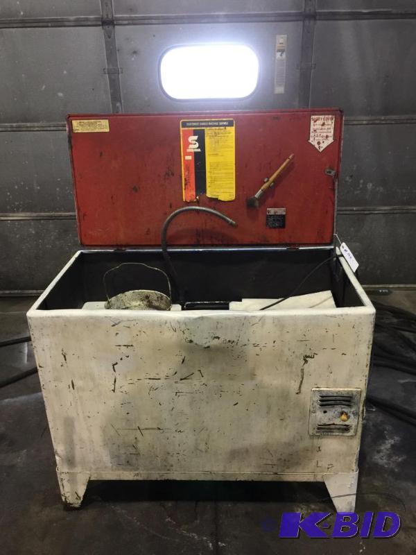 lot 108 image: Safety-Kleen Parts Washer