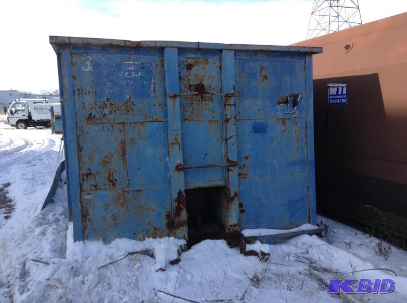 lot 131 image: Large Roll-Off Dumpster