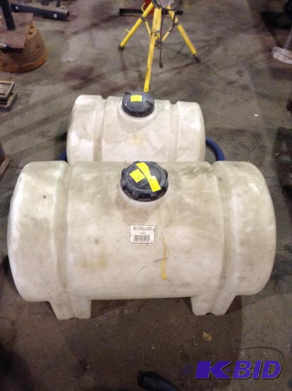 lot 29 image: Two Liquid Tanks