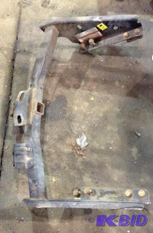 lot 35 image: Receiver Hitch for Ford 25003500