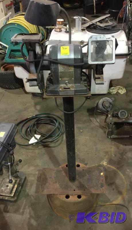 lot 36 image: Craftsman 13 HP Grinder