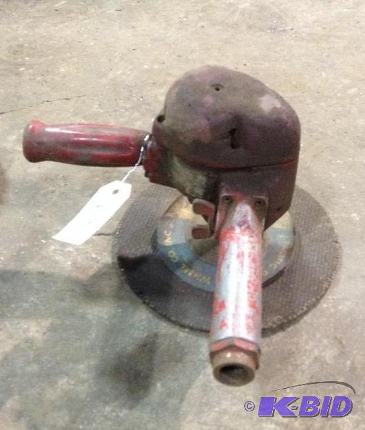 lot 68 image: Sanding Tool