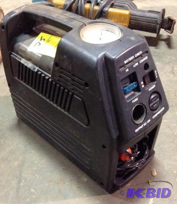 lot 75 image: Campbell Hausfeld Cordless Rechargeable Inflator
