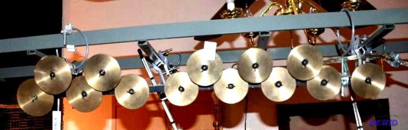 lot 110 image: Avedis ZILDJIAN co&nbspProfessional Crotales...