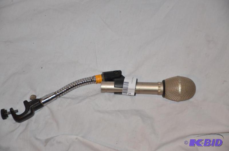 lot 122 image: Sony microphone...