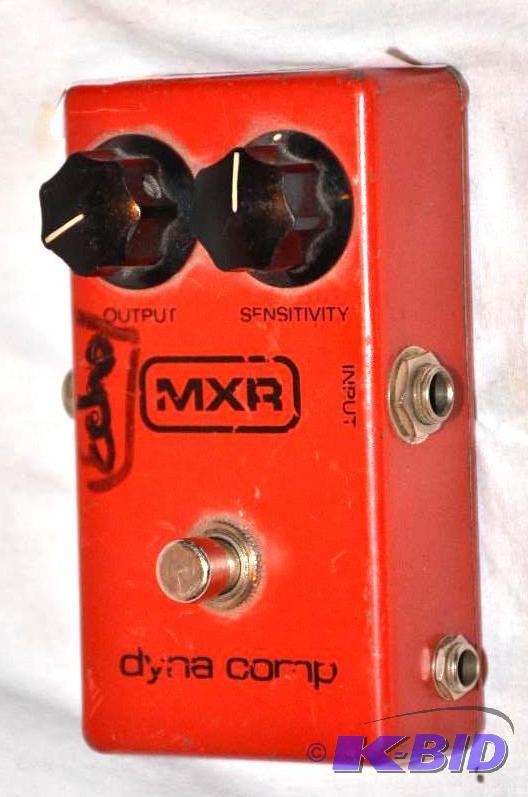 lot 125 image: MXR dyna comp guitar foot peddle...