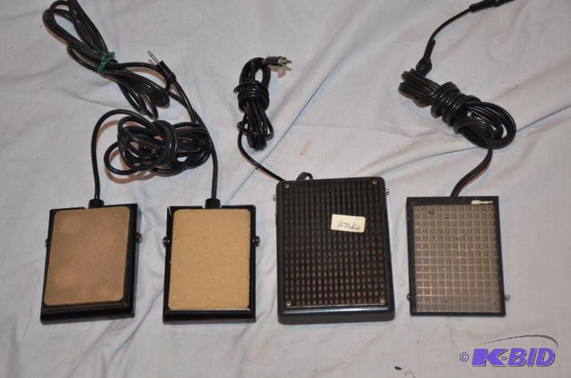 lot 143 image: 4 guitar foot pedals - 3M Wollensak model A-0...