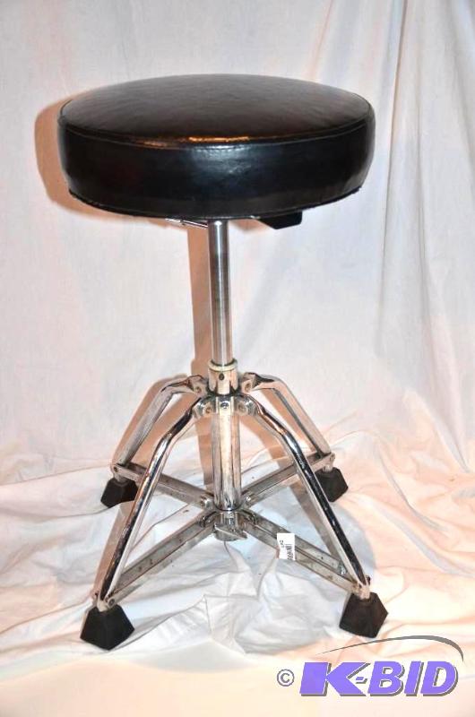 lot 192 image: Greisch Giant drum stool adjustable height 18...