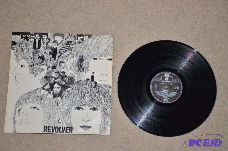 lot 64 image: The Beatles &quotRevolver" Parlophone P...