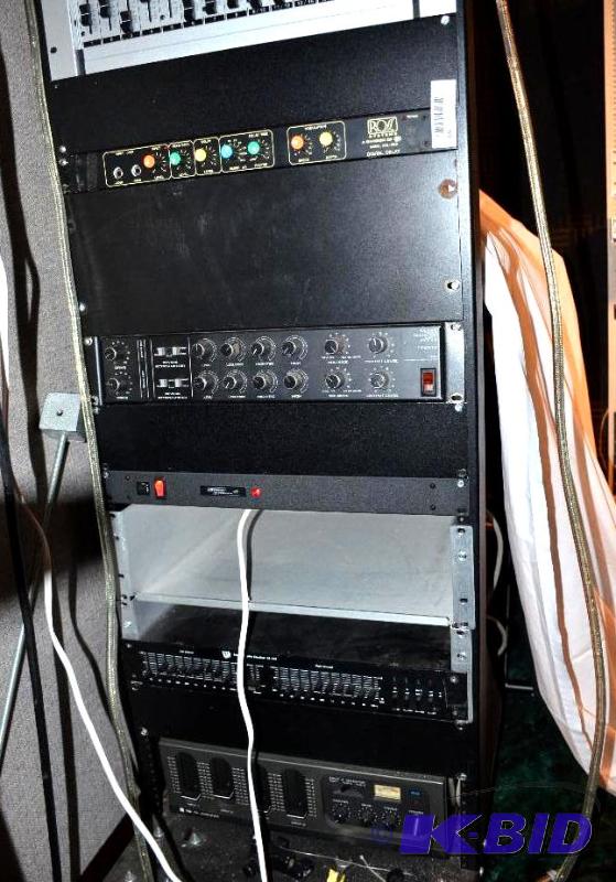 lot 99 image: Ross model DOL-999 digital delay Biamo SR1240...