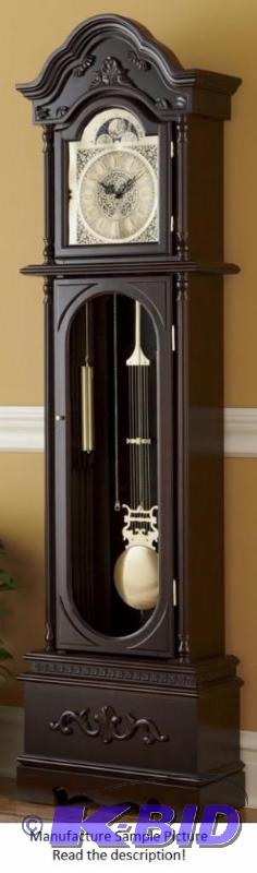 lot 27 image: Classic Grandfather Clock - This grandfather ...