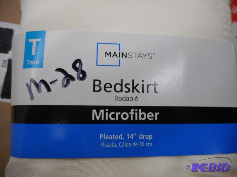 Twin size bedskirt