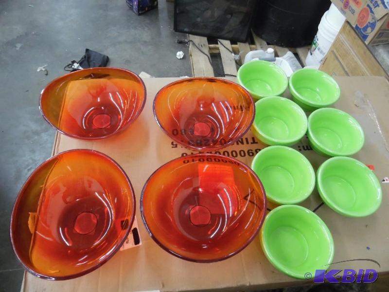 Plastic bowls