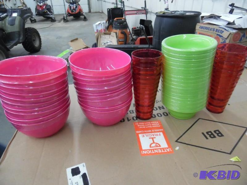 Plastic cups and bowls
