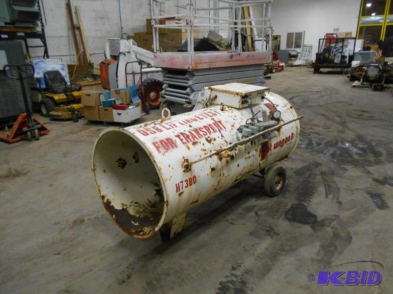 lot 8 image: Heat Wagon 2730C Direct Fired LP Heater. 2,000,000 BTUs. LAST ONE