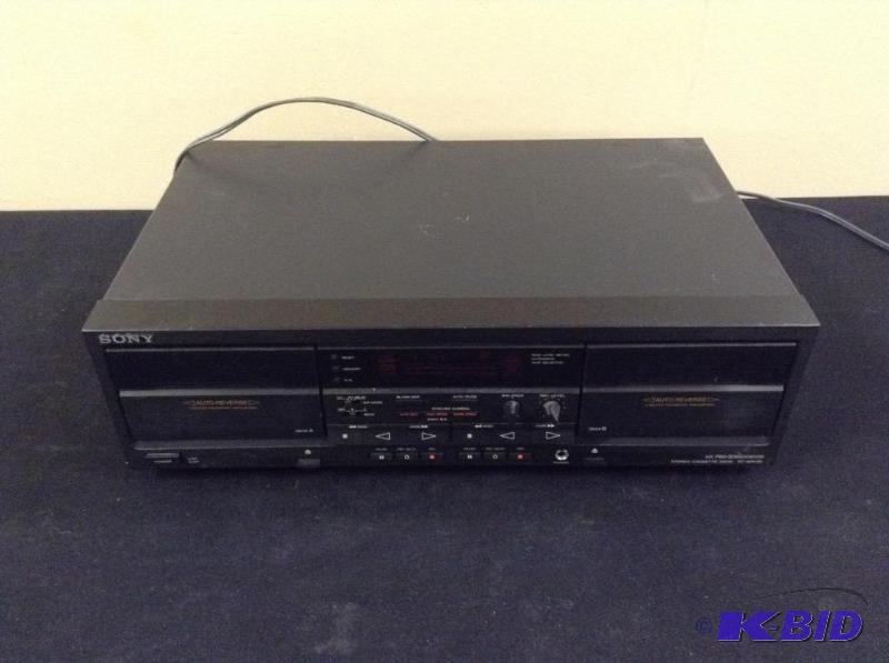 lot 100 image: Sony Model No. TC-WR720A Stereo Cassette Deck
