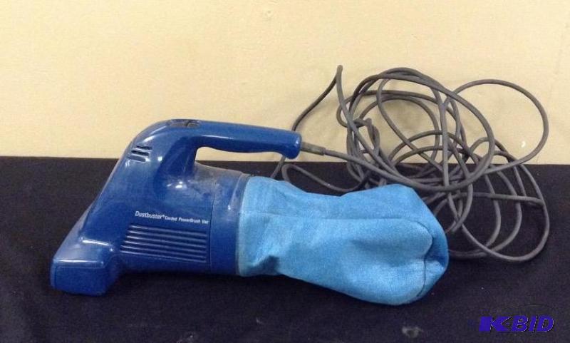 lot 124 image: Black & Decker Dustbuster Vacuum