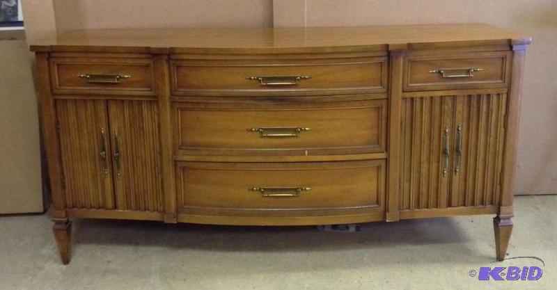 lot 3 image: Vintage Walnut Buffet