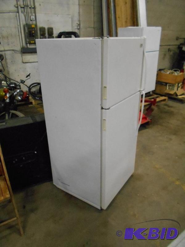 Estate Refrigerator By Whirlpool