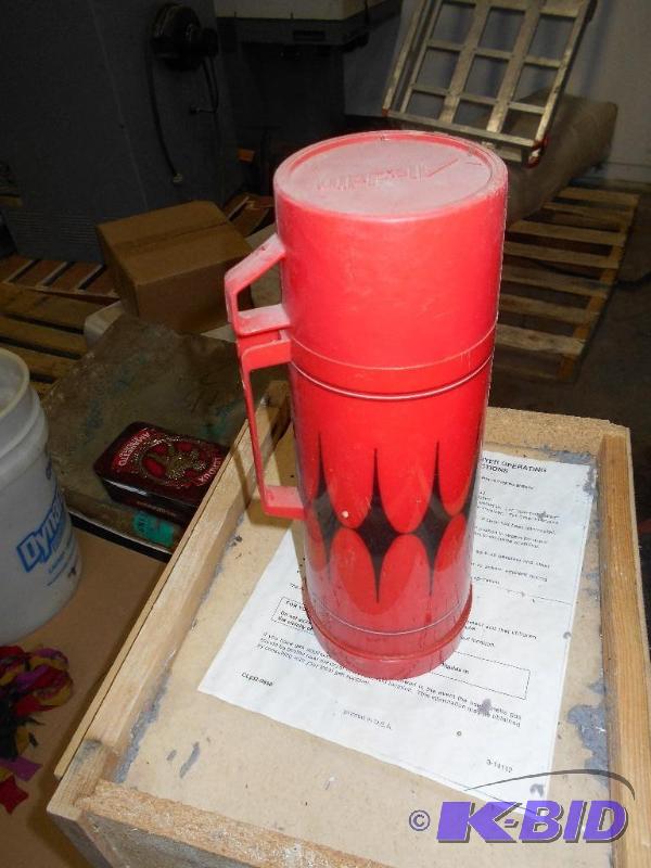 Aladdin Thermos. Vintage.