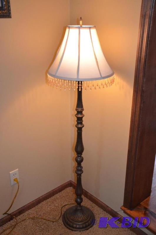 lot 130 image: Vintage Floor Lamp. Shade has crystal-like dr...