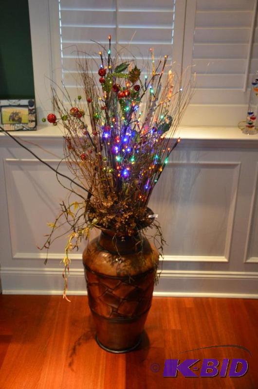 lot 17 image: Metal vase 29" tall with decor...