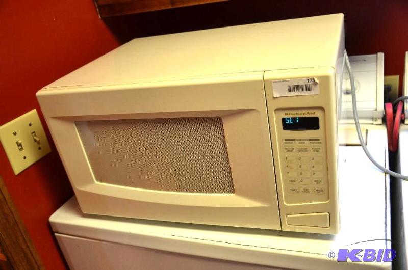 lot 175 image: KitchenAid Microwave KCMS135GBT-o&nbspworks ...