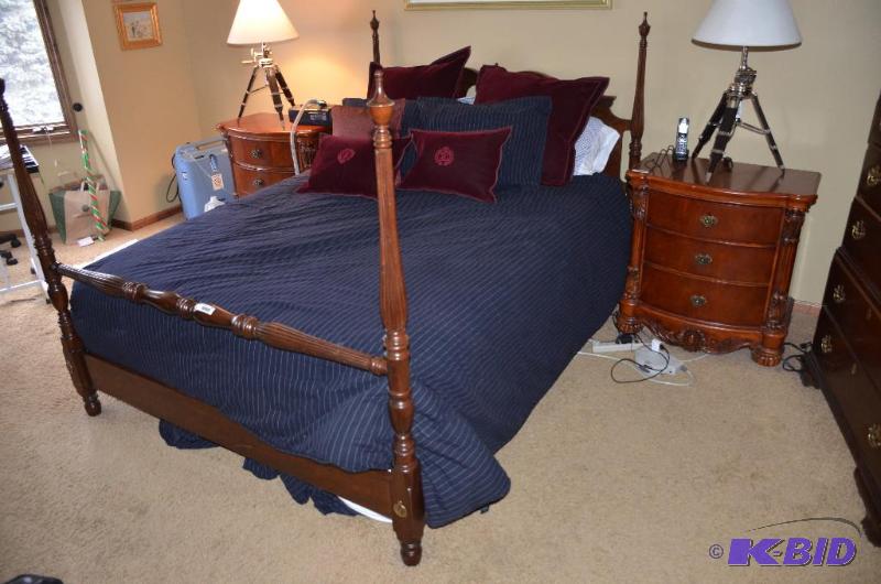 lot 190 image: Nice Cherry Queen Size Headboard, Foot board ...